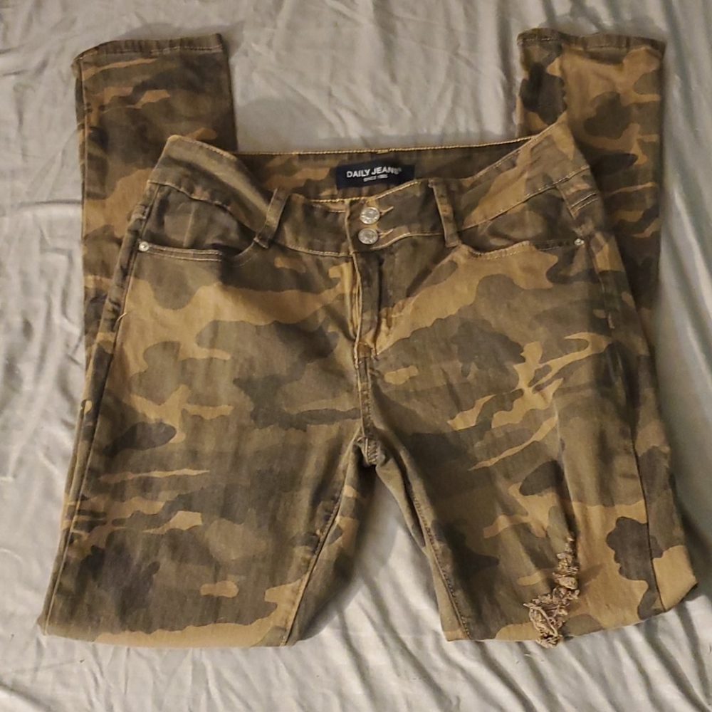 Camo jeans